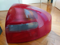 Stražnji desni far za Audi A6 C5 01-05 OEM Hella