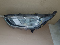 FORD TOURNEO CONNECT 2018-2022 FAR LIJEVI