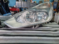 FORD S-MAX 2006 - 2010 PREDNJI FAROVI  !