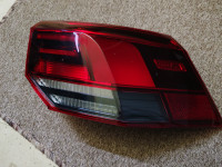 golf 8 varijant,karavan straznja stop lampa svijetlo desno