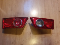 Honda Accord 7gen 2003-2005 ZADNJE LAMPE NA HAUBI