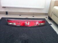 HONDA CIVIC 2006-  PANEL NA ZADNJOJ HAUBI