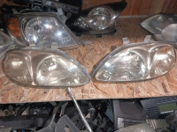 Honda Civic prednji farovi
