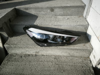 HYUNDAI TUCSON 2017 DESNI FAR