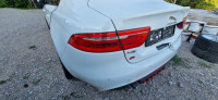 Jaguar XE 2016 LED stražnja svjetla – original OEM (lijevo/desno)