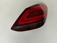 LAMPA FAR DESNA STRANA ZADNJA MERCEDES C-KLASA W205 18- REDIZAJN LIMUZ