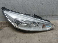 LAMPA FAR PREDNJA STRANA DESNA FORD FOCUS MK3 REDIZAJN 14- F1EB-13W029
