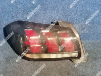 LAMPA / SVJETLO PEUGEOT 208 P21E 9823216780