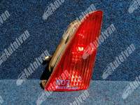 STRAŽNJA UNUTARNJA LIJEVA LAMPA / SVJETLO PEUGEOT 607