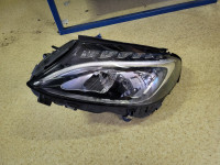 Lijevi Far za C klasu W205 A2059067303 (2059067303)