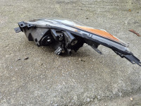 mazda 5 prednji desni far