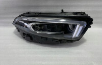 MERCEDES A KLASA W177 DESNI FAR    A1779060603