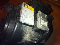 Mercedes E 211 prednje lijevo xenon svjetlo