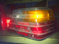 Mercedes E124 stražnje desno svjetlo prodajem