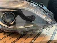 Mercedes lijevi far Bi-xenon
