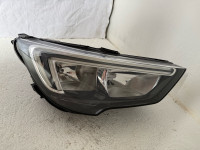 Opel Crossland X desni led far 13467968