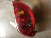 Peugeot 206 zadnje desno svjetlo lijevo ili desno
