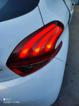 Peugeot 208 stop lampa desna 9825601180
