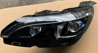 Peugeot 5008 far lijevi led 9826572780