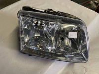 PREDNJE DESNO FAR DESNO PREDNJE VW POLO 99-01 TYC NOVO
