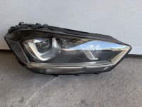 Prednji desni far xenon golf 7 sportsvan