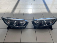 Prednji lijevi i desni far Renault Captur (2013.- 2019.)