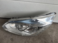 PREDNJI LIJEVI FAR FORD TRANSIT 2012