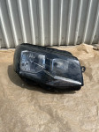 Prodajem desni far VW Transporter T6 kataloški broj 7E1941016AB
