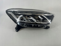 RENAULT CAPTUR LIFT 17 DESNI FULL LED FAR 260107244R