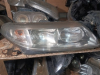 Renault laguna 2 prednji desni far