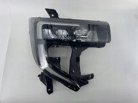 RENAULT MASTER V DESNI FULL LED FAR 260106174R