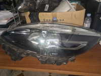 Renault scenic 3. 2014god. Lijevi far. 260601946R.