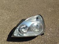 Renoult Clio 2009 vozačev FAR