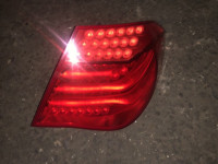 Serija 7 F01 F02 stražnje desno svjetlo BMW stražnje desno 7182198