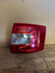 Škoda octavia - zadnji desni far