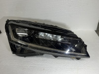 Škoda Superb 3 (redizajn) - LED desni far KOMPLETAN 3V1941016D