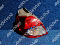 STRAŽNJA LIJEVA LAMPA / SVJETLO RENAULT CLIO III RED. 8200776048