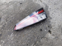 toyota prius zadnja desna lampa zadnje desno štop svijetlo