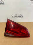 VOLKSWAGEN GOLF 7 LIMUZINA 2013- ZADNJA LIJEVA UNUTARNJA LAMPA