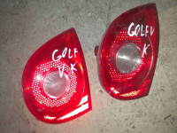 Volkswagen Golf V stražnje desno unutrašnje svjetlo prodajem K