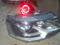 Volkswagen Multivan 2011. prednji desni xenon prodajem K