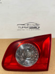 VOLKSWAGEN PASSAT 3C KARAVAN 2005- ZADNJA DESNA UNUTARNJA LAMPA