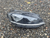 vw golf 2018g 7 VII lift prednji desni far