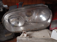 vw golf 4 lijevi far