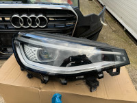 VW ID4 prednji desni far full led 11B941036