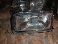 VW Passat B3 prednji farovi