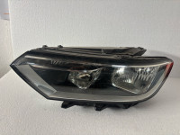 Vw passat b8 prednji lijevi far 3G2941005B