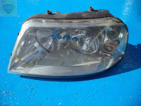 VW Sharan - lijevi far