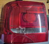 VW TOURAN (10-15) - Stražnje lijevo vanjsko svjetlo