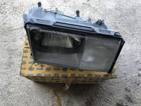 w124 E-klasa prednje desno svjetlo MERCEDES prednje desno 1ej004440